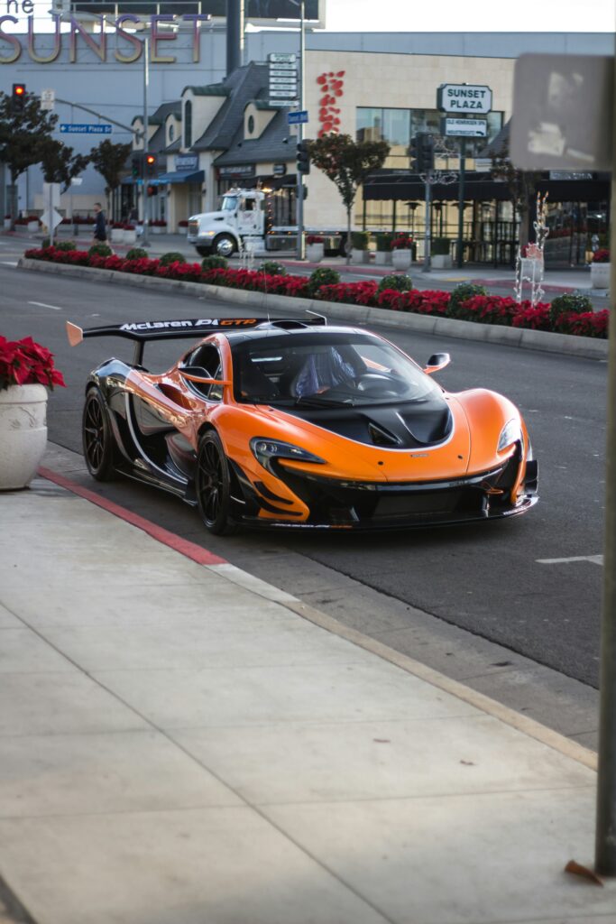 mclaren p1